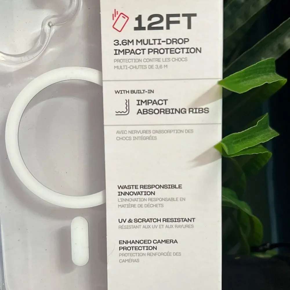 Tech 21 EvoClear - Apple iPhone 16 Case - Clear, New in box!